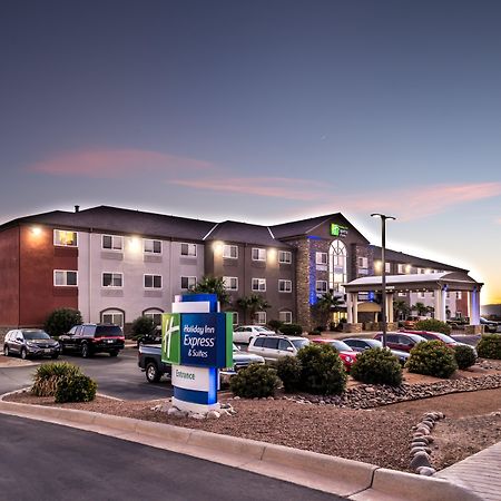 Holiday Inn Express & Suites Alamogordo Highway 54/70 By Ihg Buitenkant foto