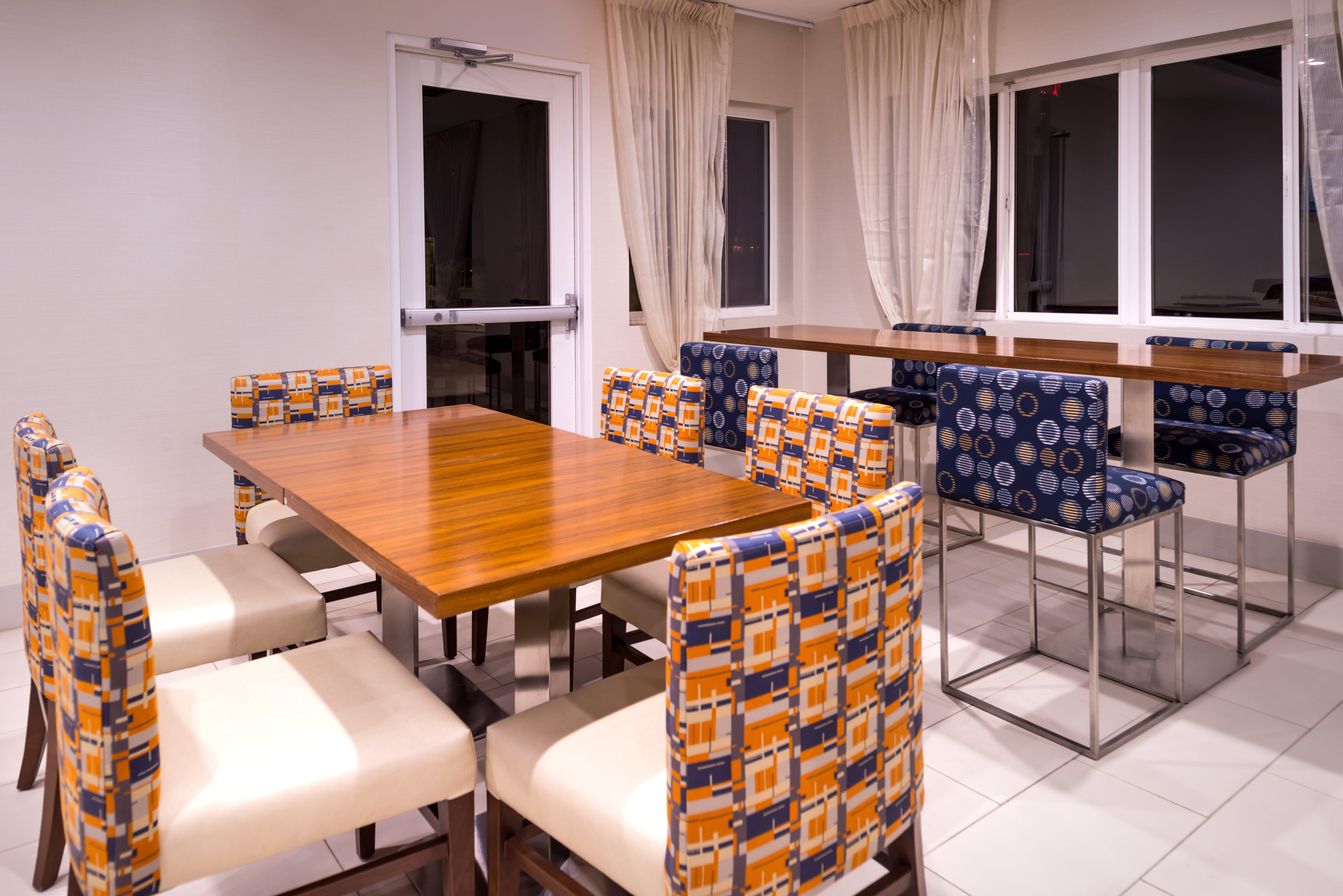 Holiday Inn Express & Suites Alamogordo Highway 54/70 By Ihg Buitenkant foto