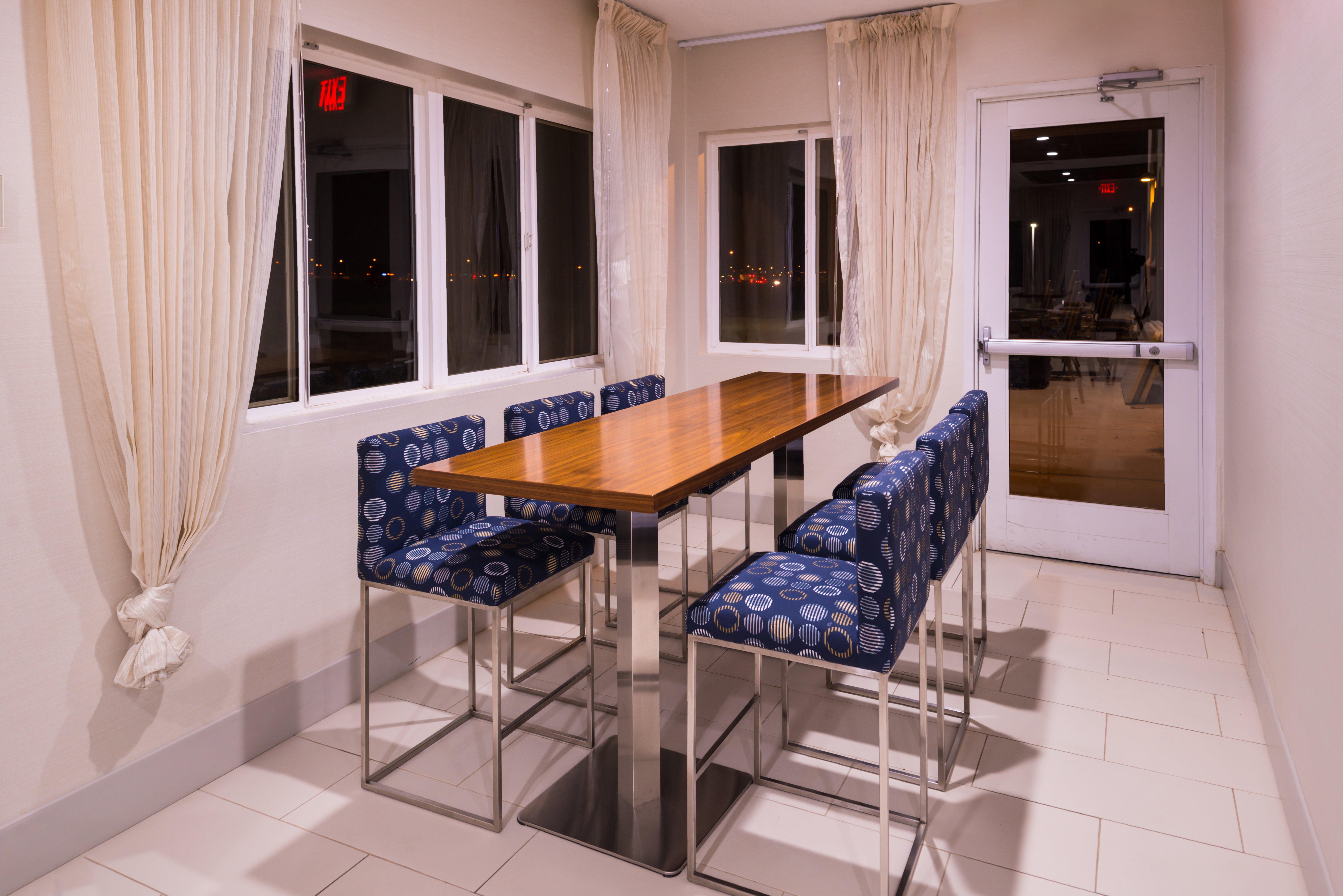 Holiday Inn Express & Suites Alamogordo Highway 54/70 By Ihg Buitenkant foto