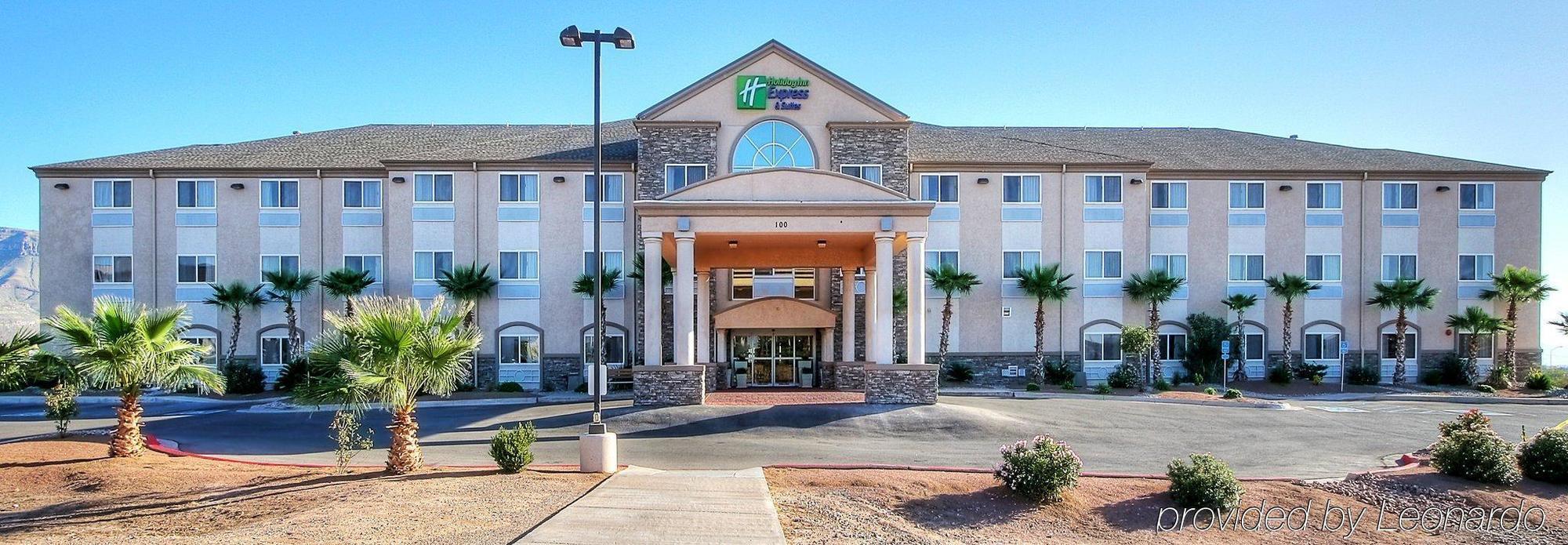Holiday Inn Express & Suites Alamogordo Highway 54/70 By Ihg Buitenkant foto